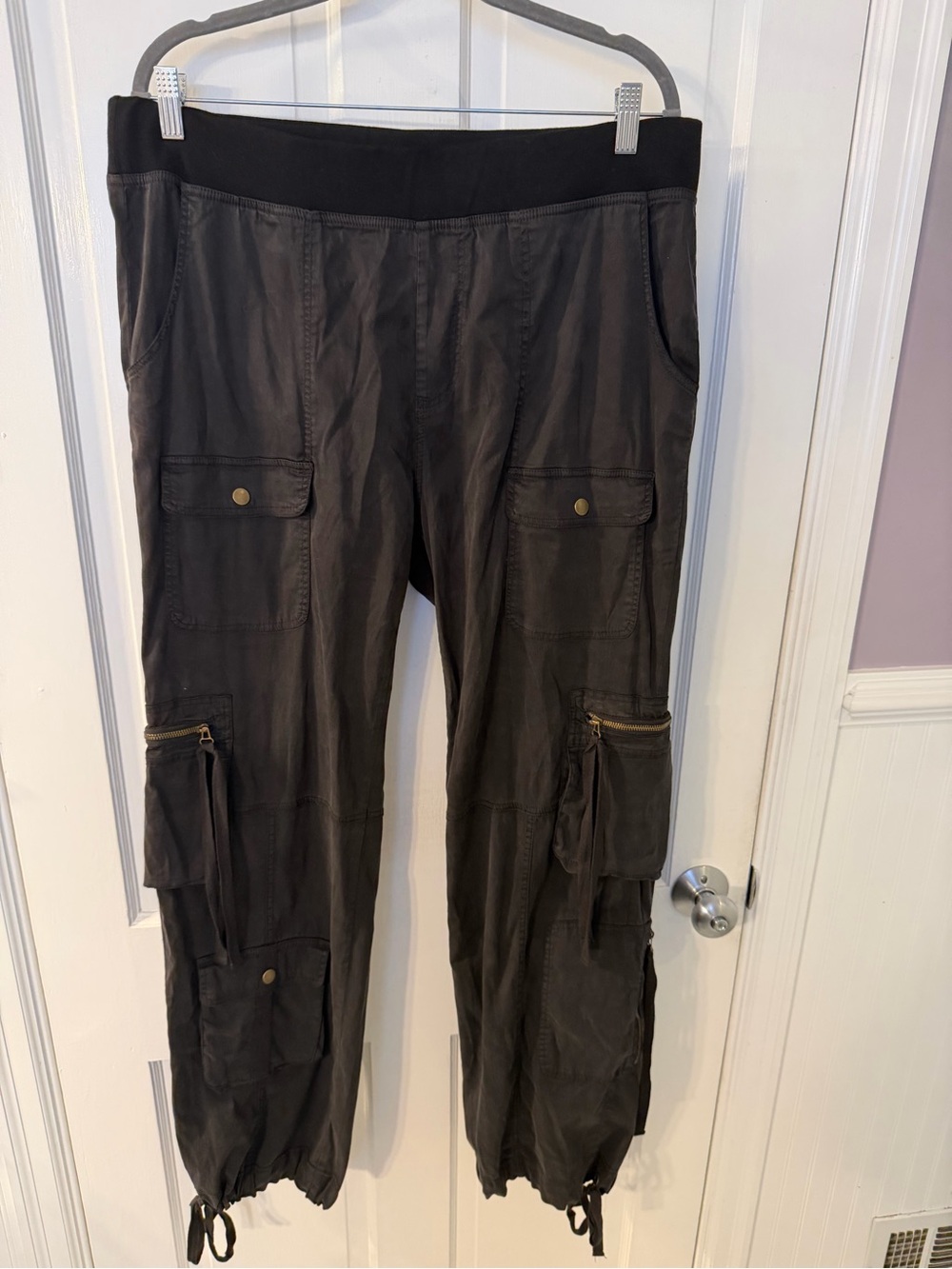XCVI Utility Cargo Pants NWOT XL Black